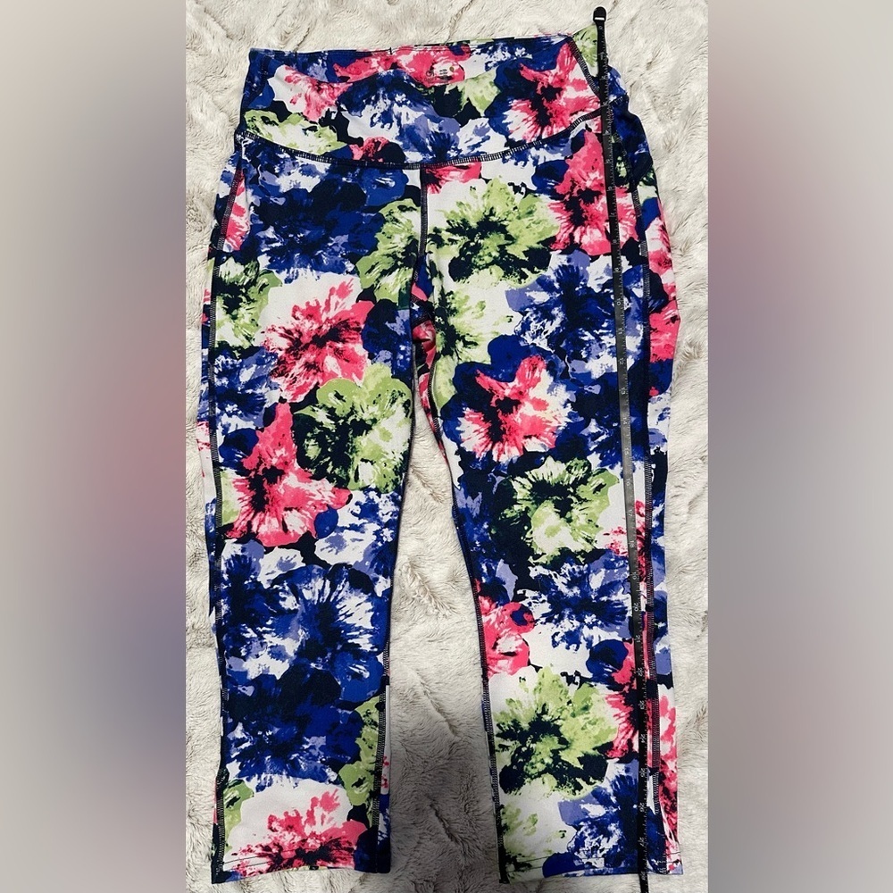 GAP Floral GapFit gFast legging capris - Picture 4 of 13